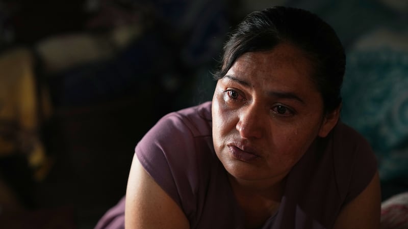 Mirsy Maricela Alva Lopez, una migrante guatemalteca que fue separada de su hijo Ederson en...