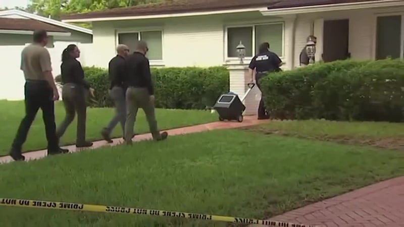 El perro de la casa condujo a los agentes al terrible hallazgo.