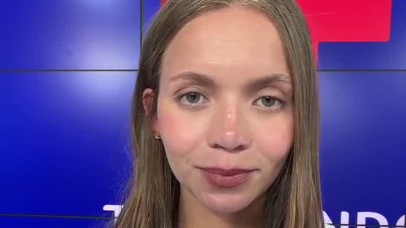Hazel Krauss, 19, estudiante de UF, murió tras ser atropellada al cruzar West University...