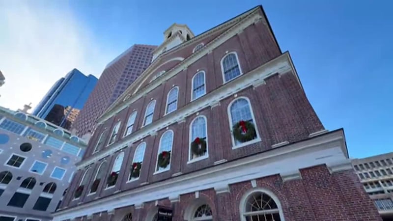 Reportan casos de inmigrantes que, al llegar a su ceremonia de ciudadanía, se enteran de que...